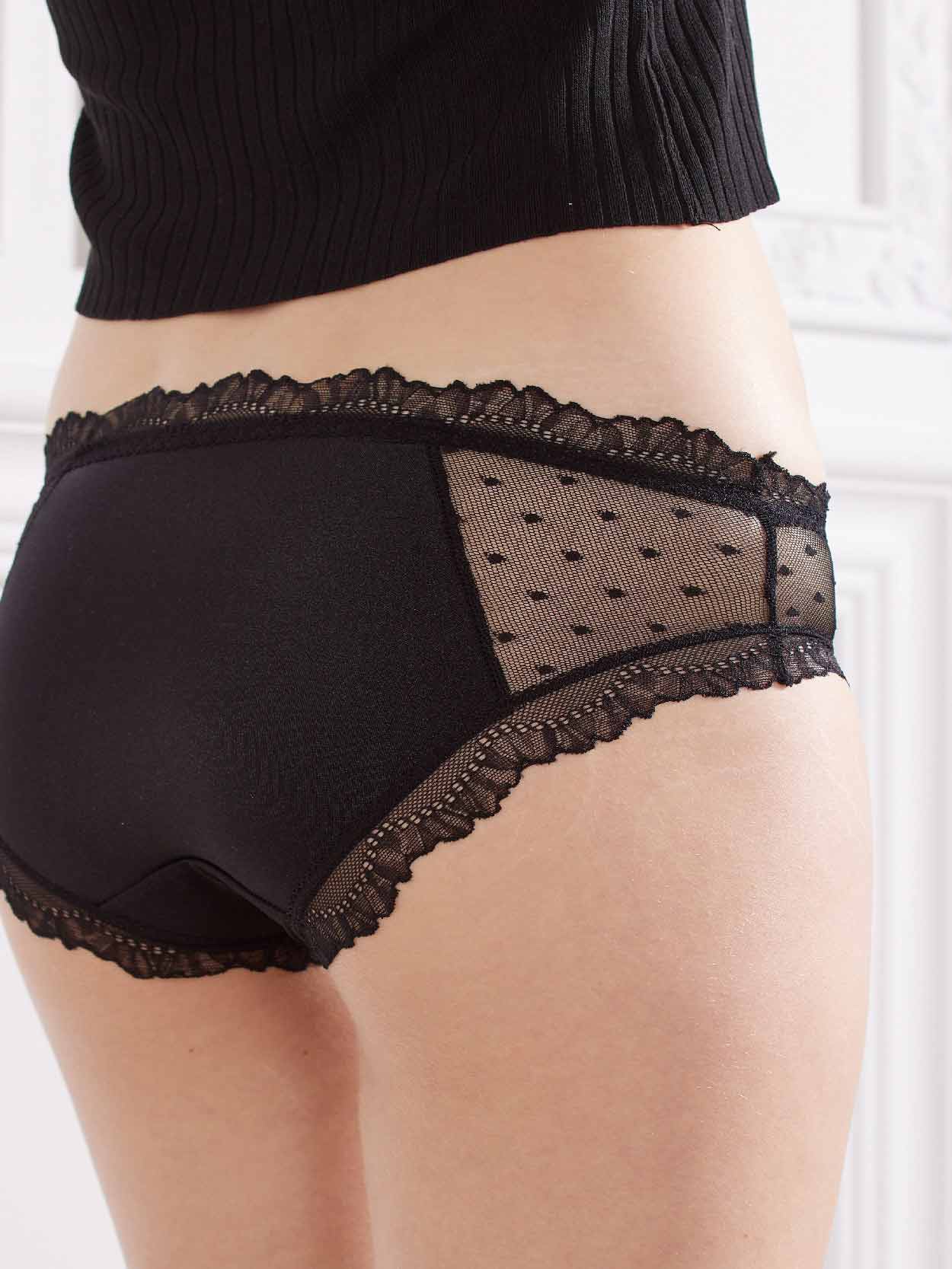 前點點性感蕾絲三角褲 (黑色) M-XL