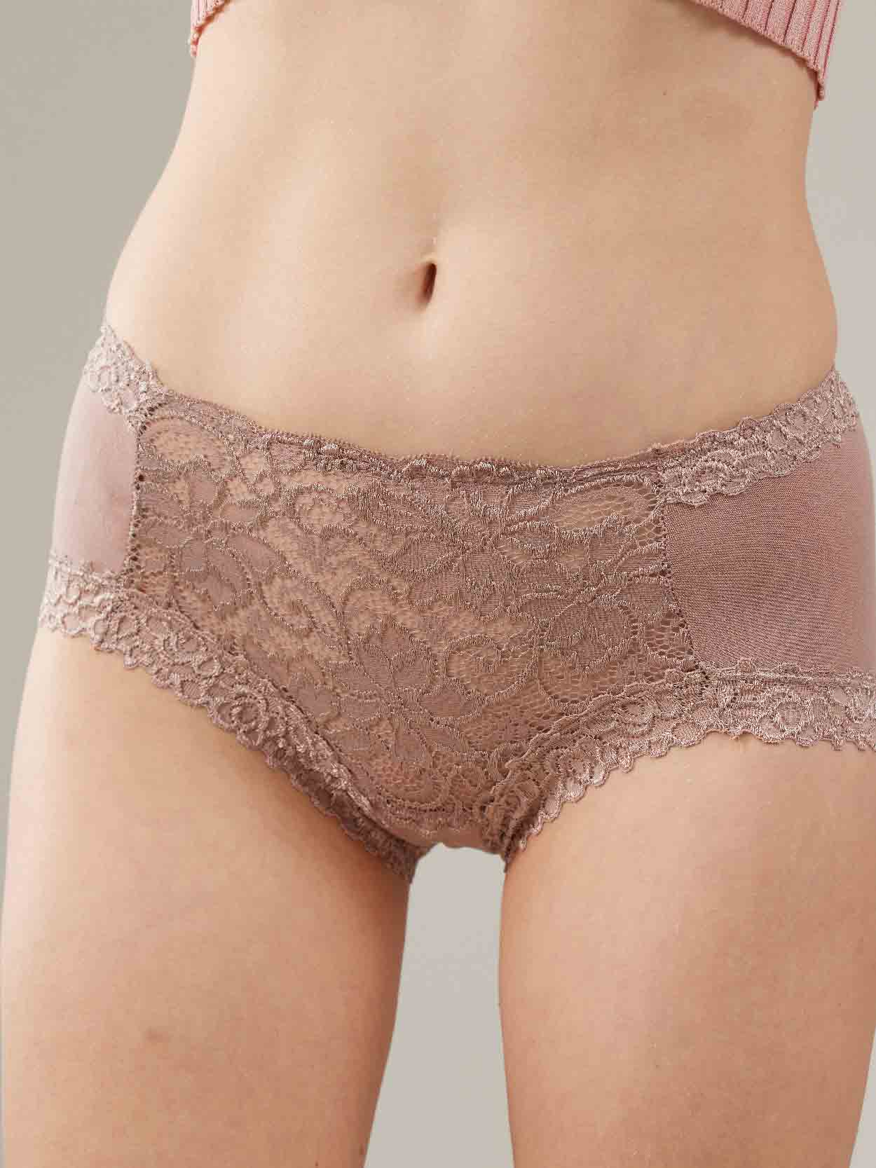 親膚柔感簍空蕾絲蠶絲高級褲 (粉藕色)