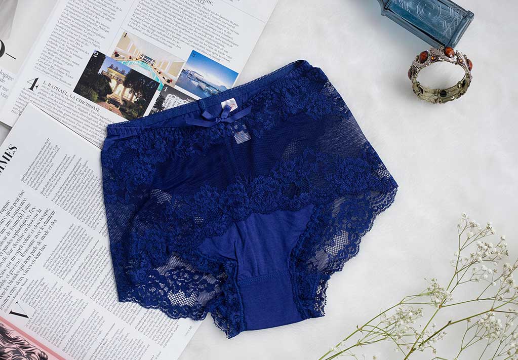 日系精美高腰款莫代爾棉蕾絲無痕精美內褲 (酒紅)