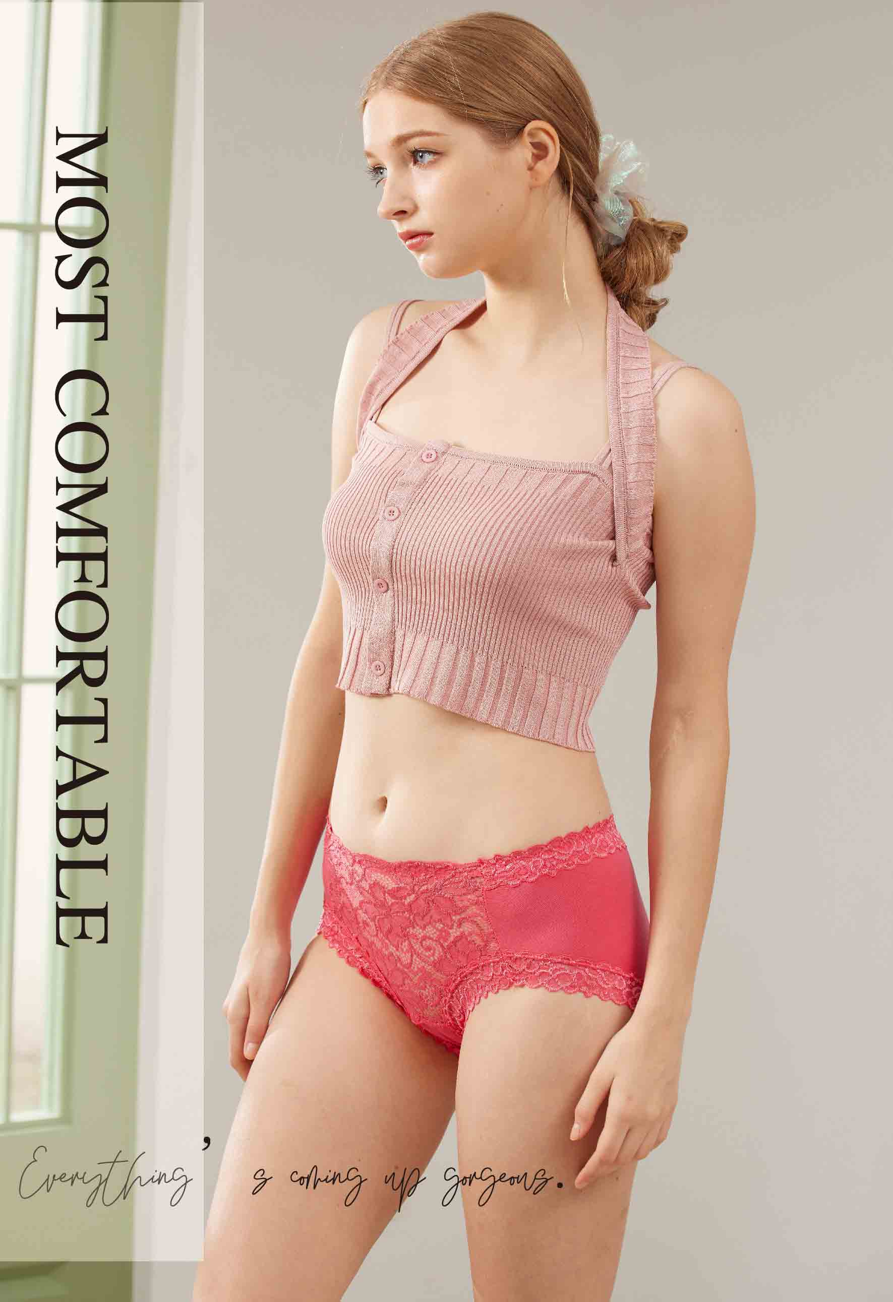 親膚柔感簍空蕾絲蠶絲高級褲 (粉藕色)