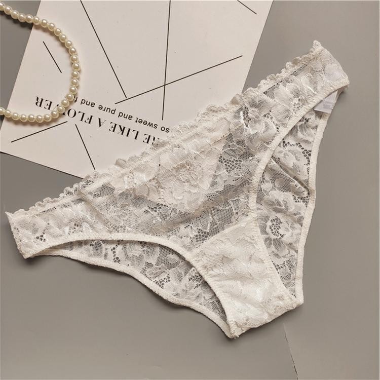 鑽飾V交叉性感鏤空蕾絲低腰三角褲 (黑色) M-L