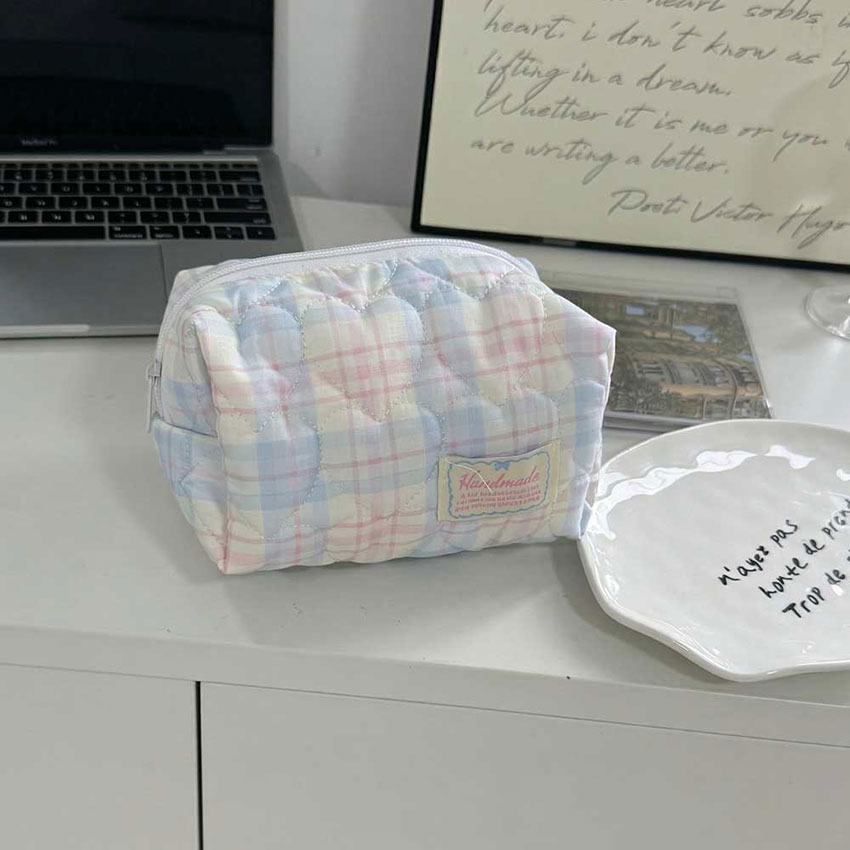 澎澎手拿收納化妝包 (隨機色)