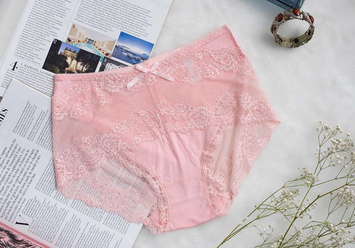 日系精美高腰款莫代爾棉蕾絲無痕精美內褲 (酒紅)