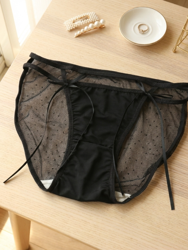 簍空線條月光緞面條低腰三角褲 (紅色) M-L