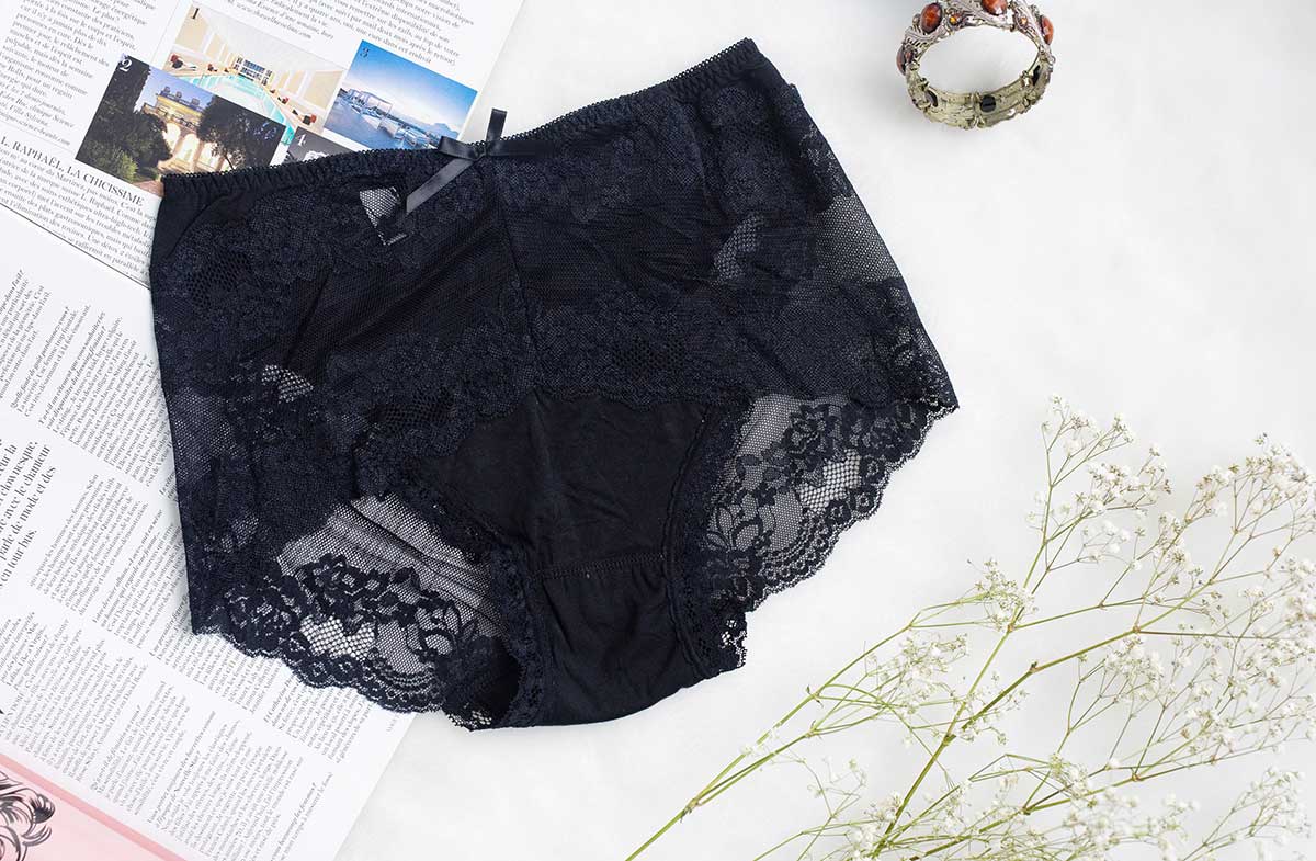 日系精美高腰款莫代爾棉蕾絲無痕精美內褲 (酒紅)