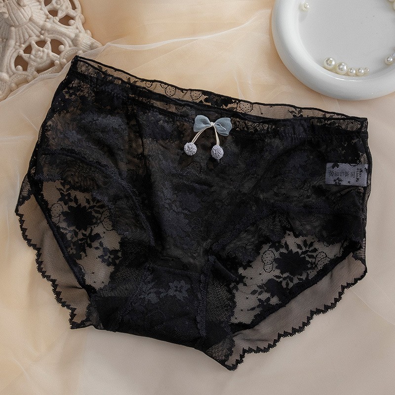 輕薄蕾絲網紗花前小毛球舒適透氣三角褲 (黑色) M-XL