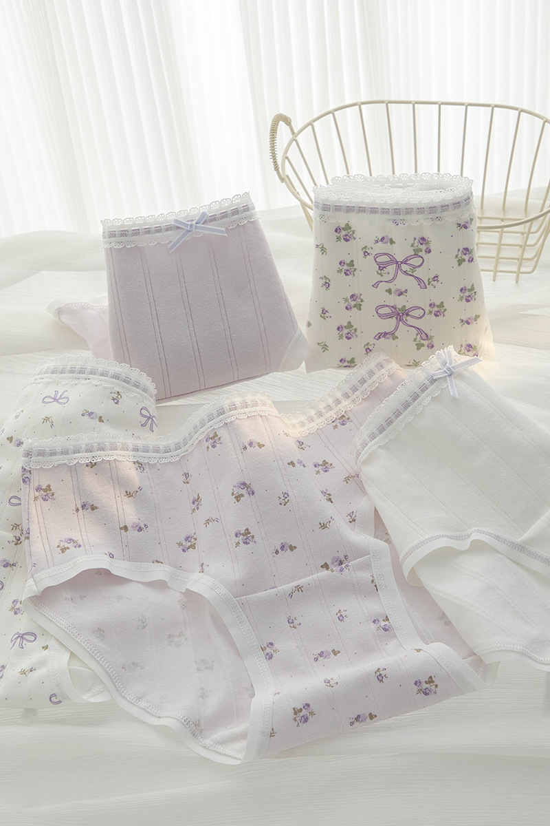 Cotton ss 紫色蝴蝶碎花棉質三角內褲(淺紫色) L