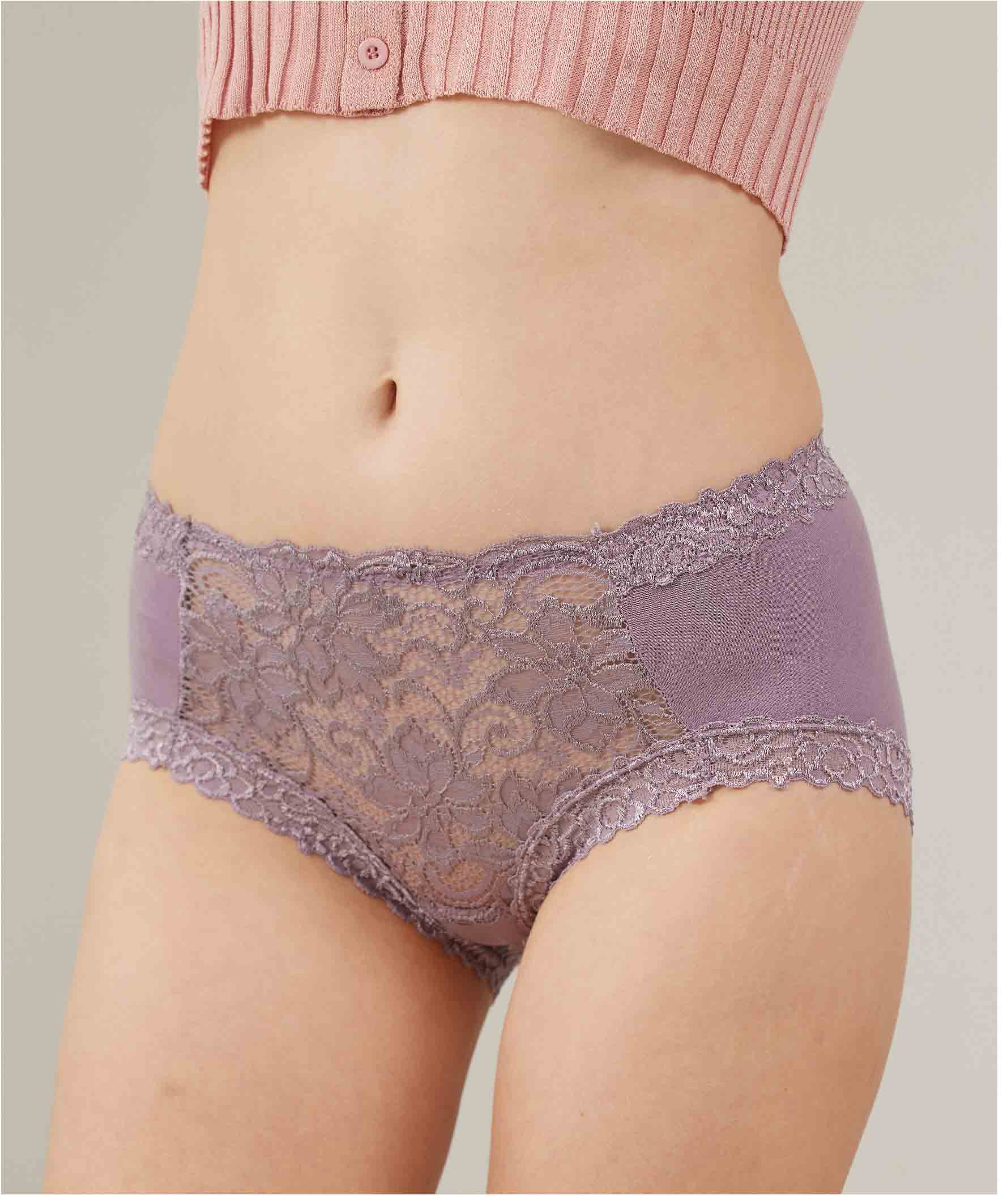 親膚柔感簍空蕾絲蠶絲高級褲 (粉藕色)