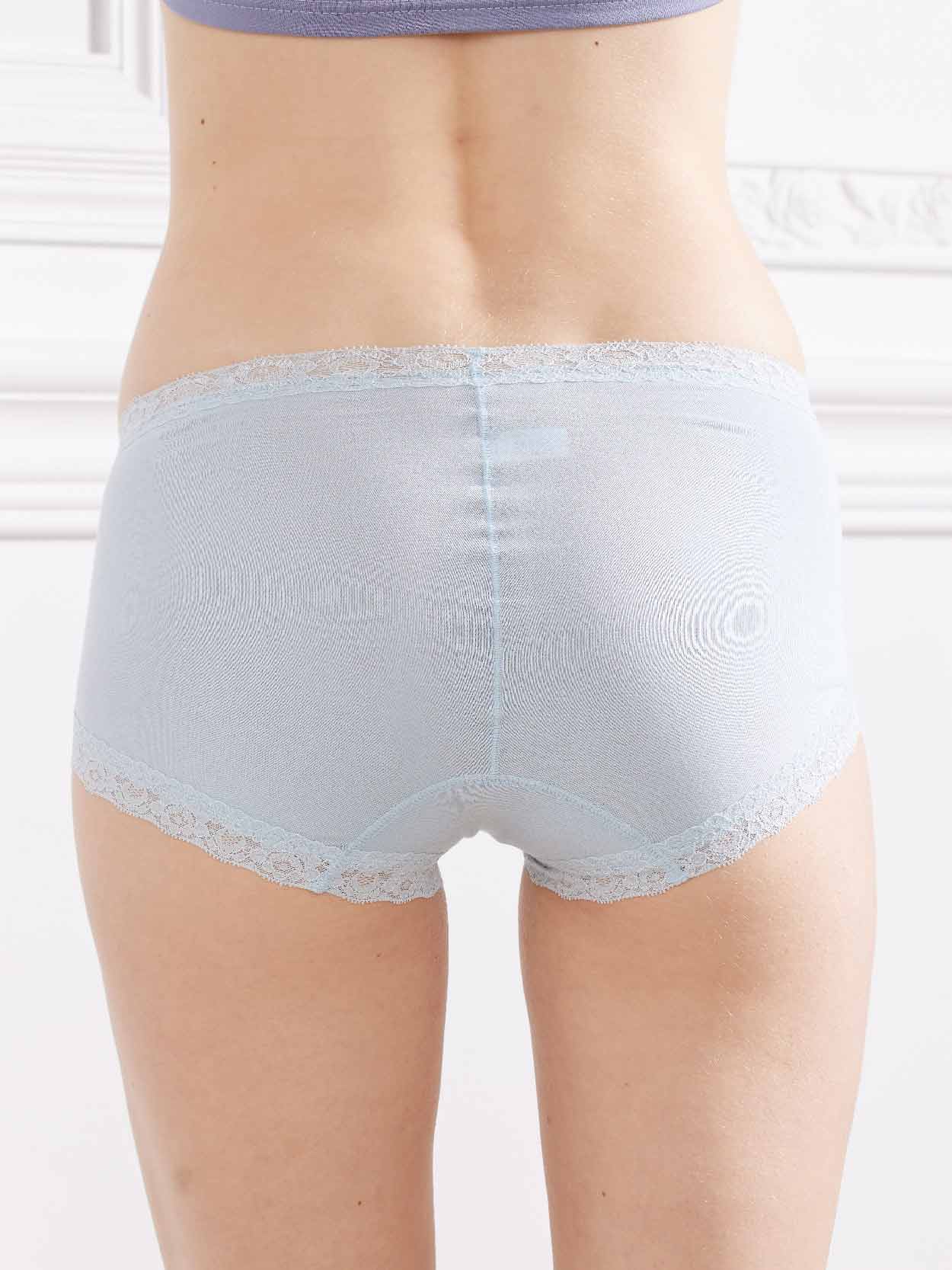 日系素棉質褲腳滾小條蕾絲包臀小平口內褲 (藍色) M-XL